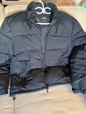 ZARA Black Quilted Cropped Puffer Jacket